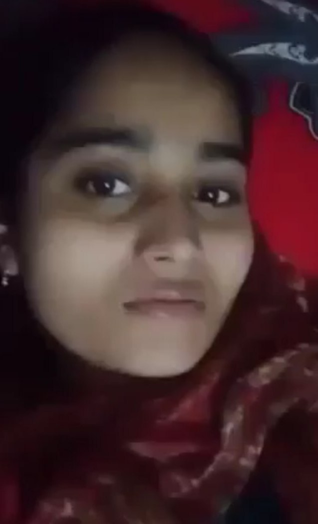 Cute Bhabhi _MdiskVideo_164c66da91aca2.jpg